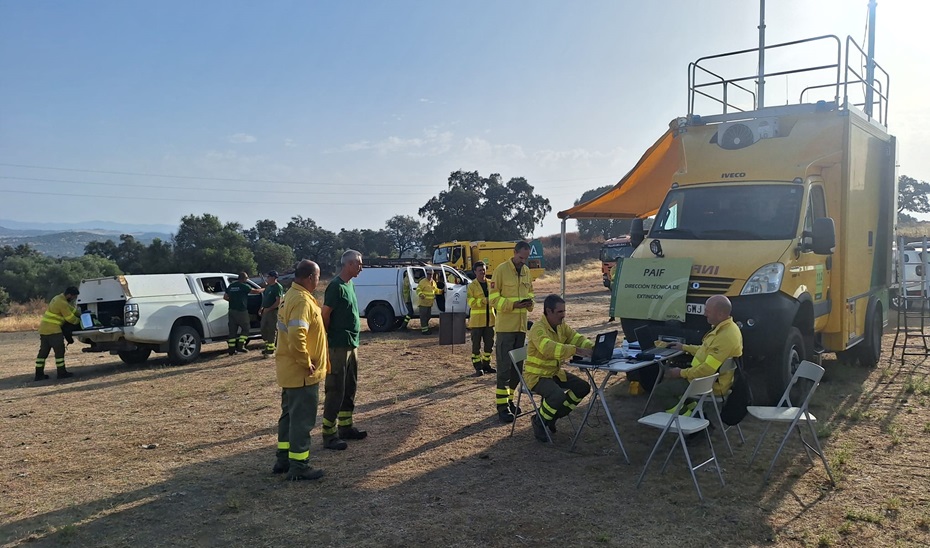 Imagen del artículo La Junta desactiva la fase de emergencia del Plan Infoca en el incendio de Zalamea